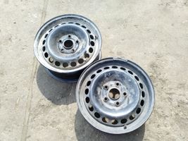 Volkswagen PASSAT B5 R 15 plieninis štampuotas ratlankis (-iai) 8D0601027