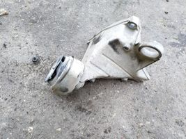 Volkswagen PASSAT B5.5 Support de boîte de vitesses 