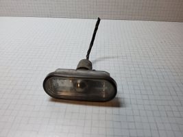 Volkswagen Transporter - Caravelle T5 Lampa oświetlenia tylnej tablicy rejestracyjnej VGF98SP