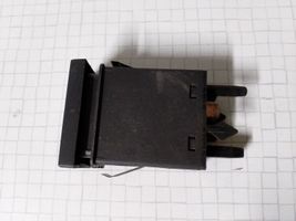 Seat Alhambra (Mk1) Przycisk / Włącznik czujnika parkowania PDC 7M3918281