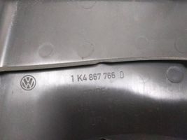 Volkswagen Golf V C-pilarin verhoilu 1K4867766D