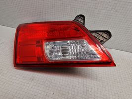 Subaru Outback Luci posteriori del portellone del bagagliaio 13220072