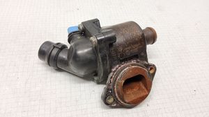 Volkswagen PASSAT B5.5 Termostat / Obudowa termostatu 06B121111G