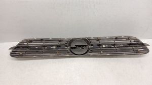 Opel Vectra C Front bumper upper radiator grill 464192822