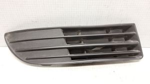 Volkswagen Polo IV 9N3 Front bumper lower grill 5875