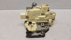 Volkswagen PASSAT B6 Rear door lock 3C4839015A