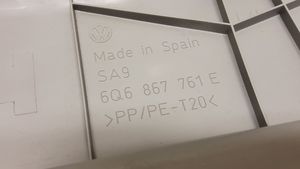 Volkswagen Polo Muu kynnyksen/pilarin verhoiluelementti 6Q6867761E