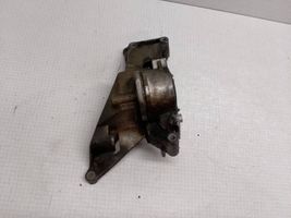 Saab 9-5 Mocowanie alternatora 4967865