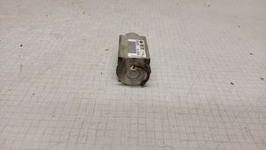 Opel Zafira B Air conditioning (A/C) expansion valve 7011211