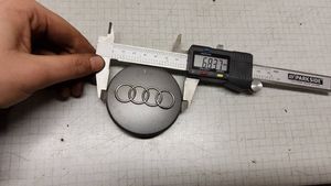 Audi A4 S4 B5 8D Radnabendeckel Felgendeckel original 8D0601170