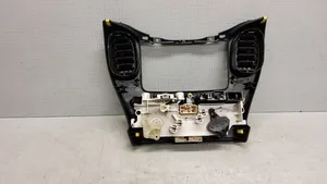 Toyota Yaris Verso Panel klimatyzacji A17591387014