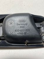 Audi A4 S4 B5 8D Klamka wewnętrzna drzwi przednich 8D0837020