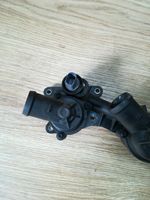 Volkswagen Golf V Termostat / Obudowa termostatu 038121635B