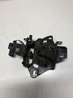 Volkswagen PASSAT B5.5 Engine bonnet/hood lock/catch 