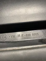 Volkswagen PASSAT B5.5 Poggiatesta del sedile posteriore 25R0396005