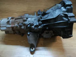 Audi A8 S8 D2 4D Mechaninė 6 pavarų dėžė 01E301211C