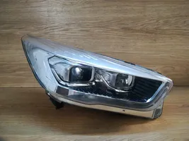 Ford Kuga II Передняя фара 90156645AACJ