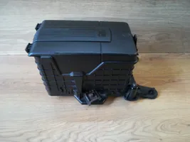 Skoda Octavia Mk2 (1Z) Vassoio scatola della batteria 1K0915333