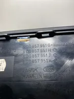 Audi A4 S4 B5 8D Peleninė panelėje 8D0857951G