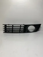 Audi A4 S4 B6 8E 8H Grille inférieure de pare-chocs avant 