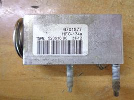 Peugeot 508 Air conditioning (A/C) expansion valve 52361690