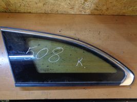 Peugeot 508 Side middle window/glass 