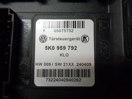 Volkswagen Caddy Priekinis varikliukas langų pakėlėjo 5K0959792