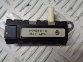 Volkswagen Caddy Pystyantennivahvistin 2K0035577B