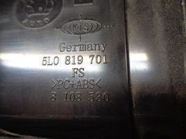 Skoda Yeti (5L) Boczna kratka nawiewu deski rozdzielczej 5L0819701