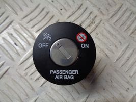 KIA Ceed Interruttore airbag passeggero on/off 