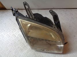 Ford Fusion Lampa przednia 24689800