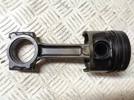 Dacia Duster Piston with connecting rod 05AU1C16