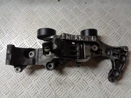 Opel Meriva B Soporte del alternador 