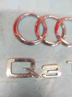 Audi Q3 8U Gamintojo ženkliukas 3370