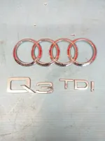 Audi Q3 8U Gamintojo ženkliukas 3370