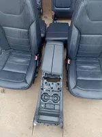 Mercedes-Benz GLE (W166 - C292) Juego interior 