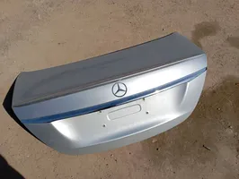 Mercedes-Benz E W213 Takaluukun/tavaratilan kansi 