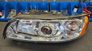 Volvo XC70 Lampy przednie / Komplet 