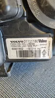 Volvo V70 Etu-/Ajovalo 31111180