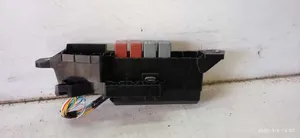 Toyota C-HR Module de fusibles 8264147050