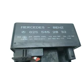 Mercedes-Benz Sprinter W907 W910 Glow plug pre-heat relay A0255452832