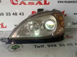 Mercedes-Benz ML W163 Lampa przednia 22315500