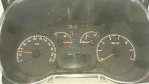 Opel Combo D Compteur de vitesse tableau de bord 51911163
