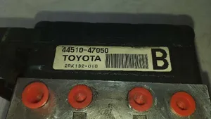 Toyota Prius (XW30) ABS-pumppu 4451047050