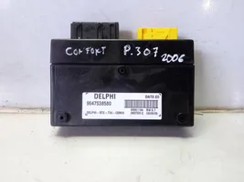 Peugeot 307 CC Comfort/convenience module 9647538580