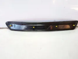 BMW 2 F46 Listwa wykończeniowa drzwi przesuwanych 51477316821