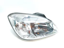 KIA Rio Lampa przednia 921021G030