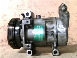 Renault Clio II Ilmastointilaitteen kompressorin pumppu (A/C) 7700115830