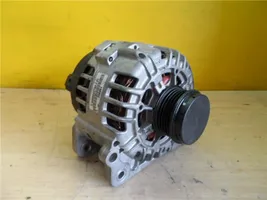 Volkswagen PASSAT B5 Generatore/alternatore 028903028