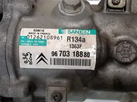 Peugeot 207 Kompresor / Sprężarka klimatyzacji A/C 9670318880